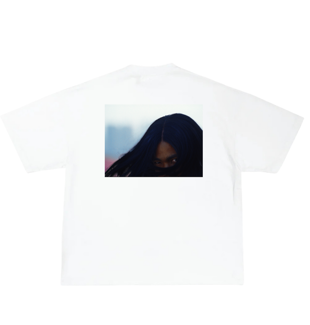 “TO BE HUNTED” TEE